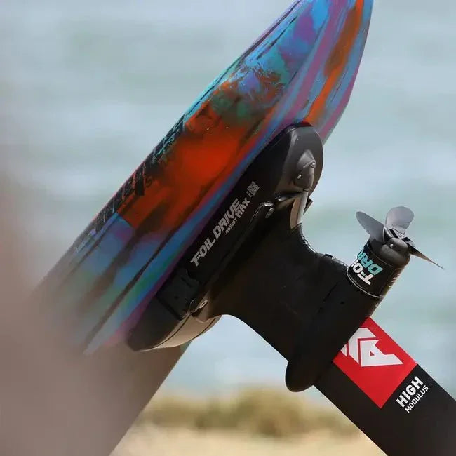 Foil Drive Assist MAX: Din billett til uendelige bølger - Surf1
